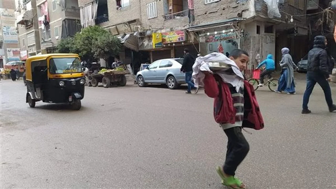 تحذير من الأرصاد الجوية حول طقس اليوم بسبب موجة البرد والأمطار والأتربة